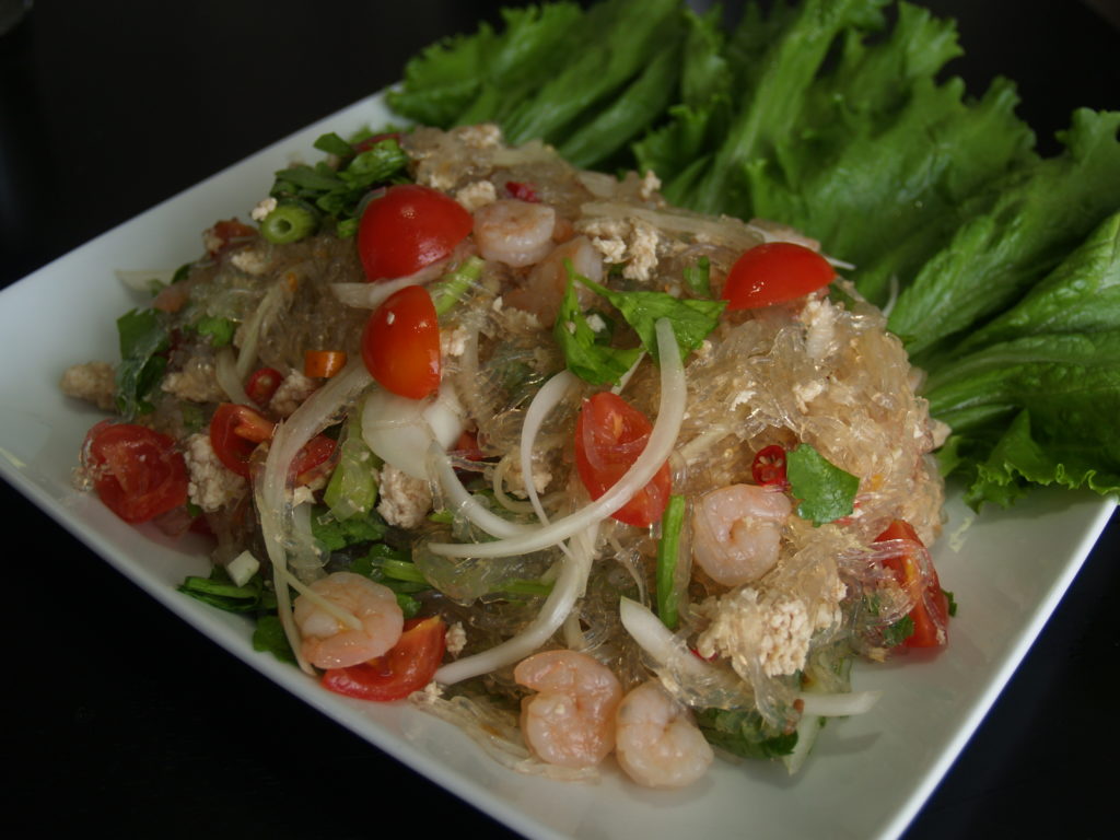 Ensalada de fideos tailandeses