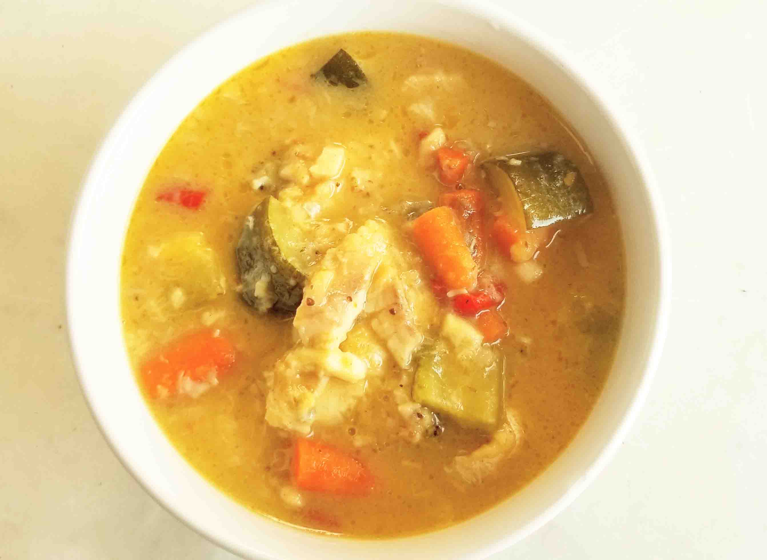Receta de pescado al curry verde tailandés en la olla instantánea