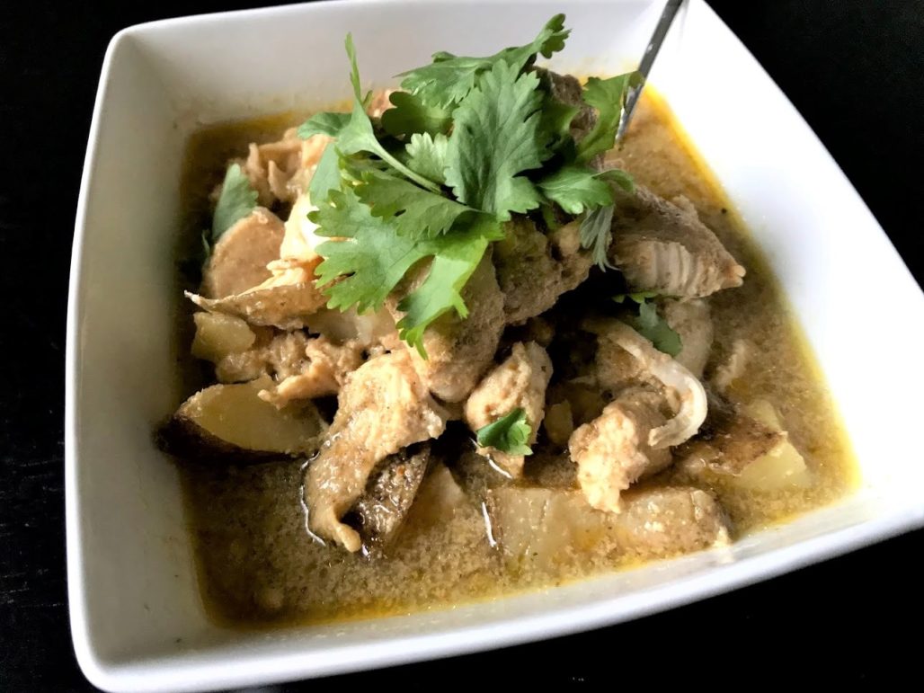 Curry amarillo tailandés súper sencillo en la olla instantánea